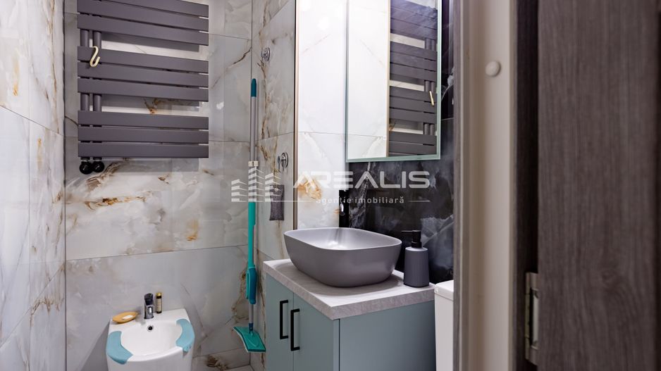 Apartament elegant de 4 camere - Zona Andrei Mureșan - Poză 16