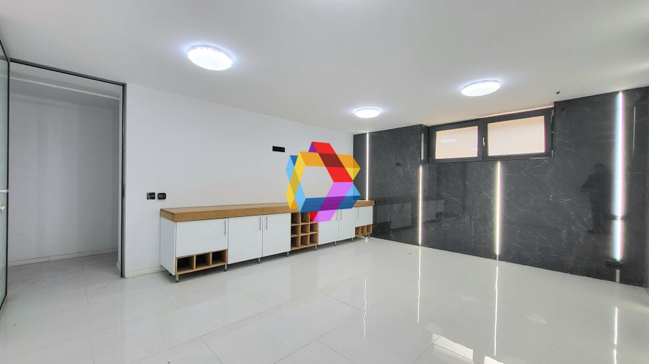 Spatiu comercial - 760 mp # plus-imo.ro - Poză 1