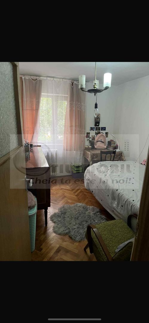 Apartament 2 camere de vanzare in Iasi Podu Ros Piata Nicolina - Poză 2