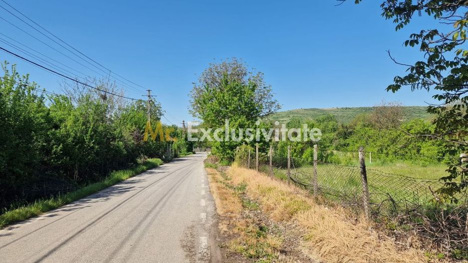 Teren intravilan  Calinesti! - Poză 1