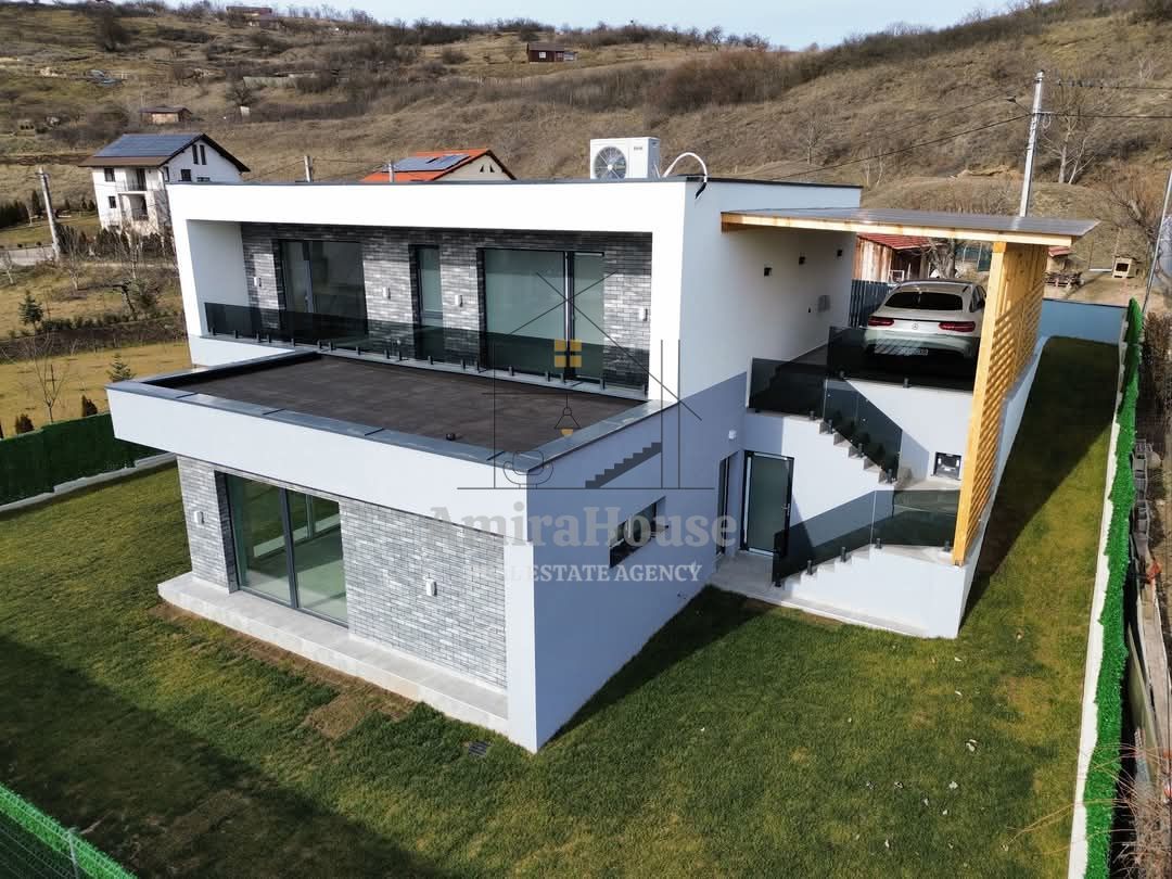 Casa individuala, 129 mp utili, teren 583 mp, terasa 68 mp, zona Sun Garden - Poză 8