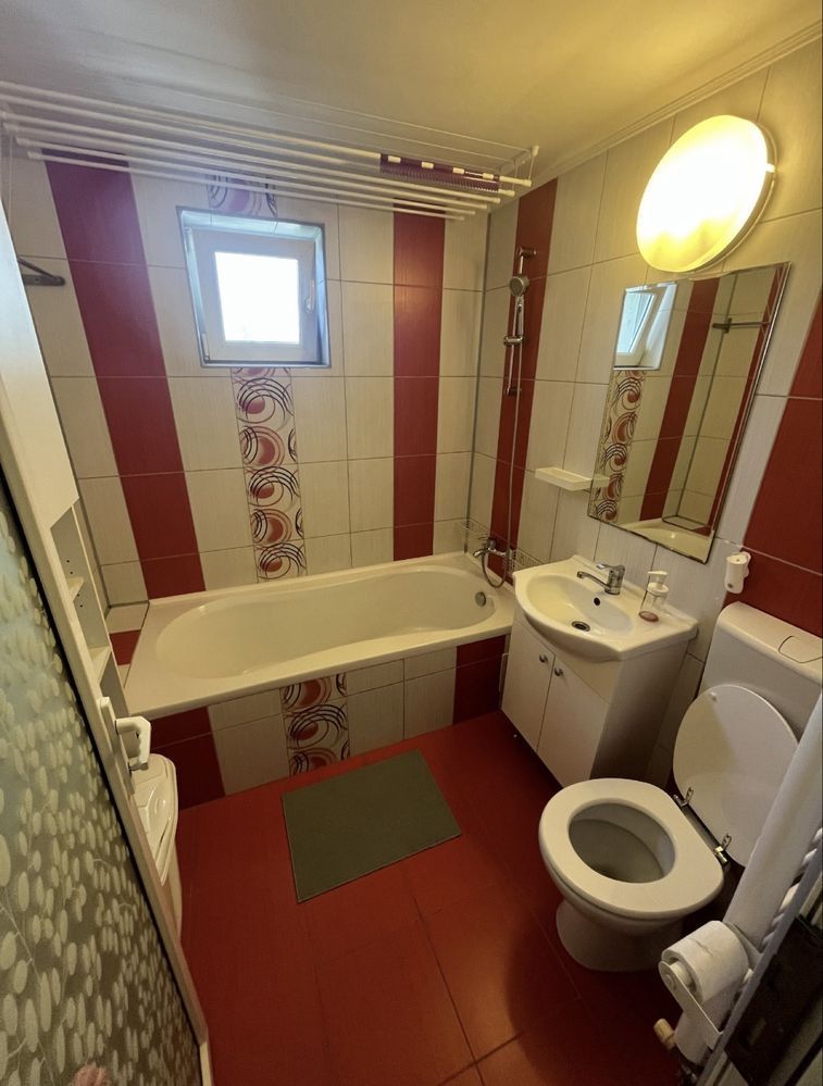 Închiriere Apartament cu 3 camere Titan, 2 bai, renovat, AC, 10 min metrou - Poză 4