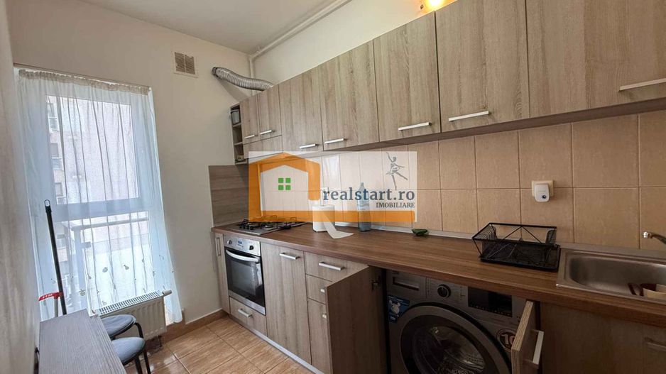 Rasarit de Soare, et8/11, Auchan Titan, disponibil imediat - Poză 4