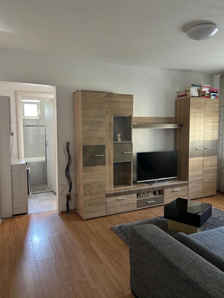 Apartament cu 2 camere 45 mp balcon etaj 2 in zona Rahovei - Poză 1