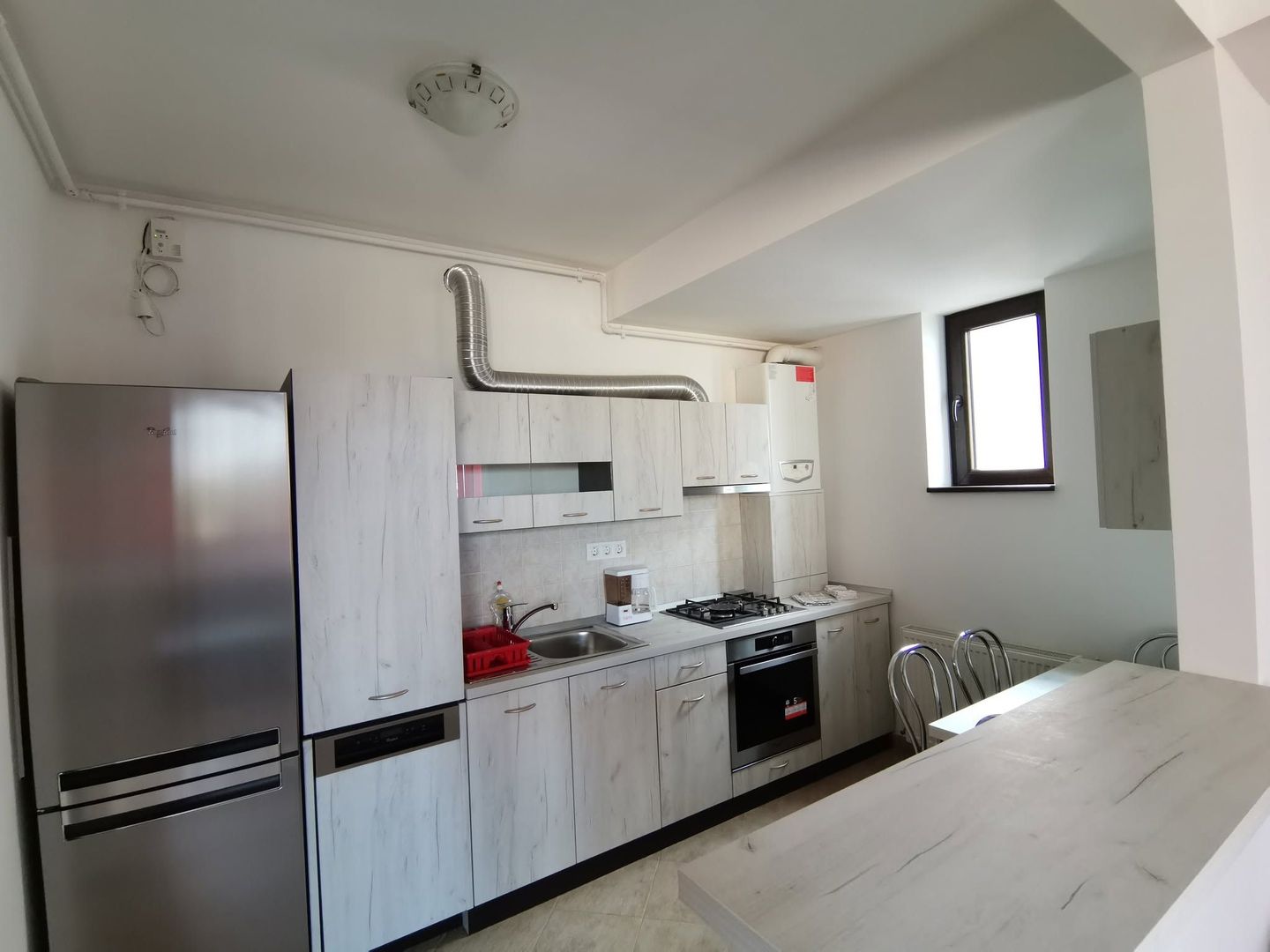 Prima inchiriere- apartament cu 3 camere in zona Prelungirea Ghencea - Poză 12