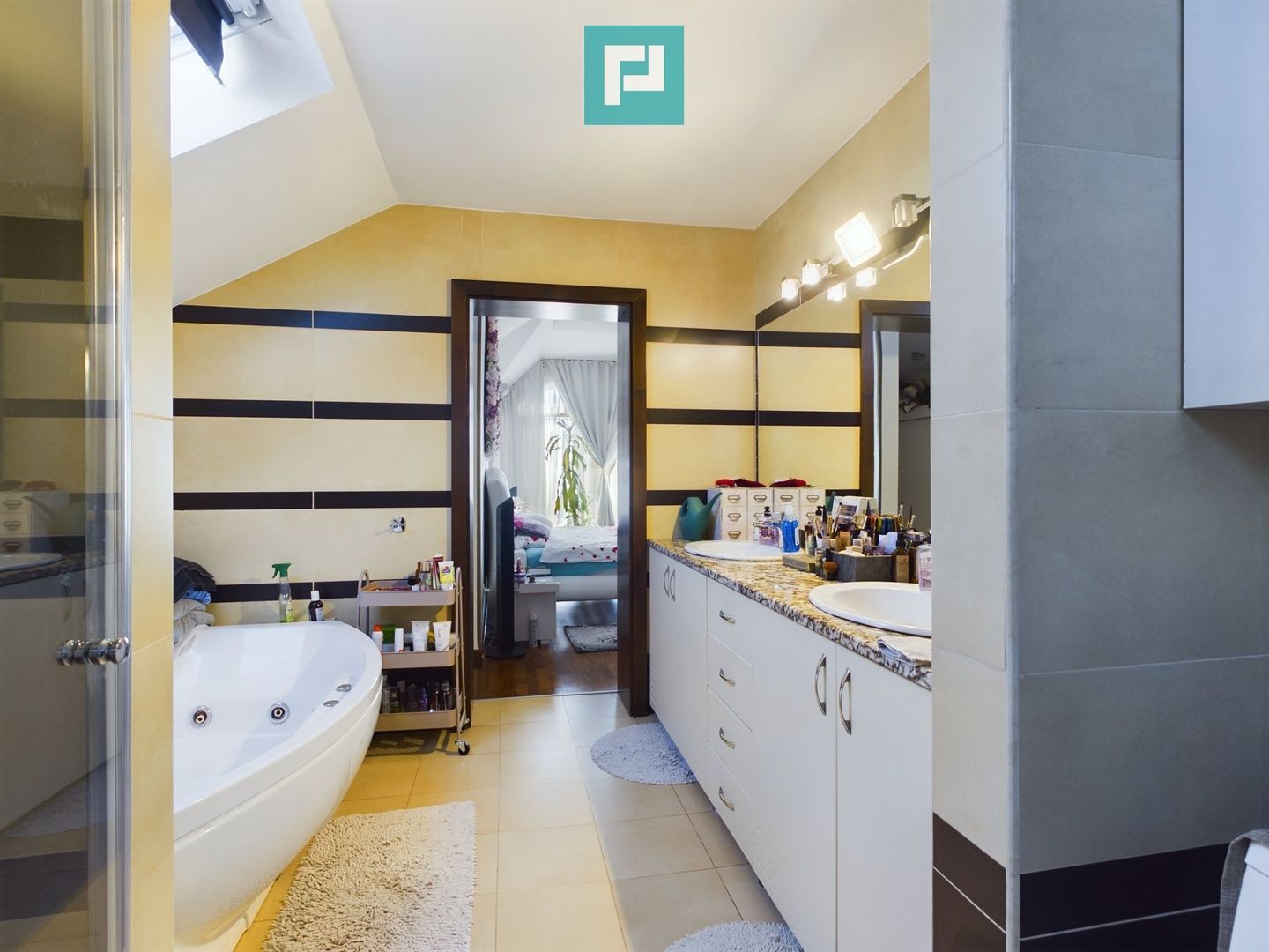 Casă pe Strada Oituz - Poză 36