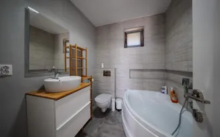 Vila P+1, complet mobilată și utilată-Str. Lacramioarelor - Poză 19