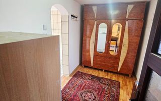 🏡 Casă spațioasă cu 9 camere în Strejnicu – pentru locuință, birouri - Poză 42