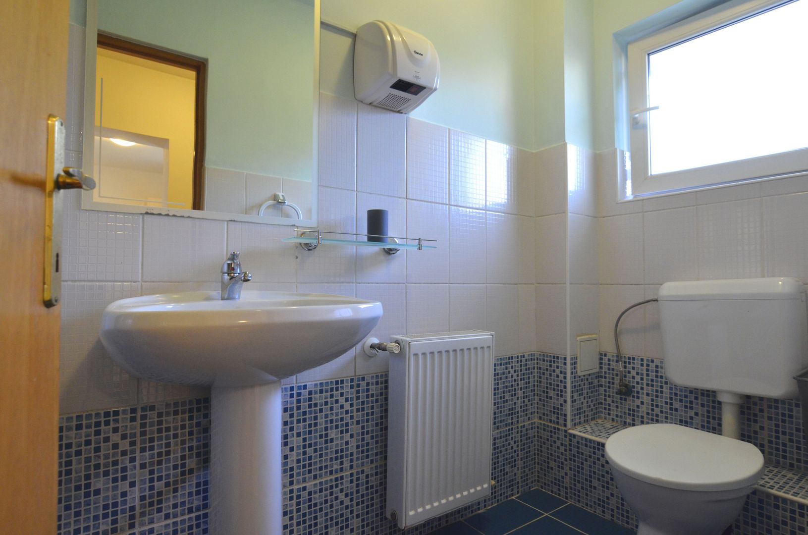 Inchiriem vila tip duplex 3 camere zona OMV Pipera - Poză 26