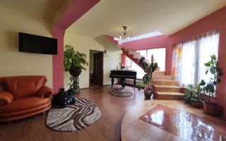 Doua case individuale tip vila de vanzare  | 500 mp | Marasti - Poză 1