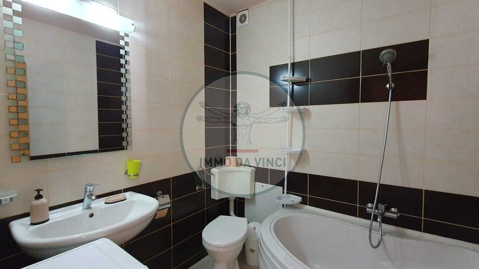 PF inchiriez in Europa apt. 2 camere, 55 mp, loc parcare, 550 euro - Poză 5