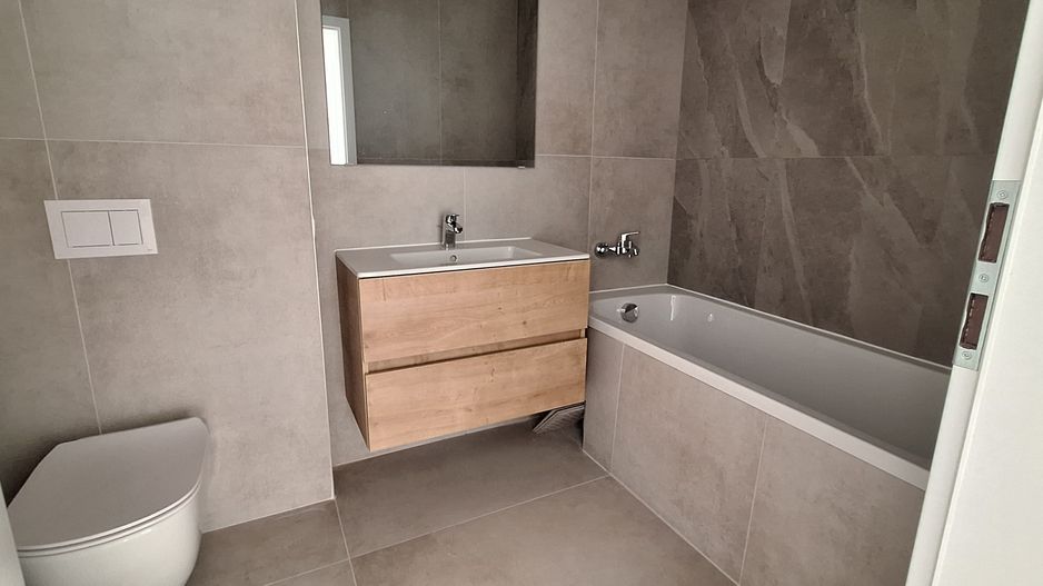 Apartament 2 camere cu loc de parcare inclus - Poză 7