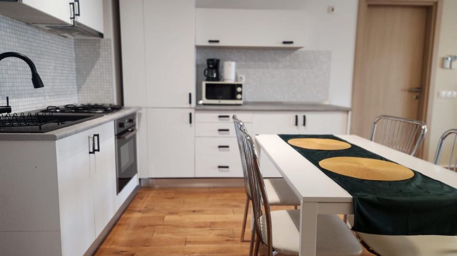 Apartament spațios 2 camere + dressing, UPground, 82 mp, etaj 6, mobilat lux. - Poză 5