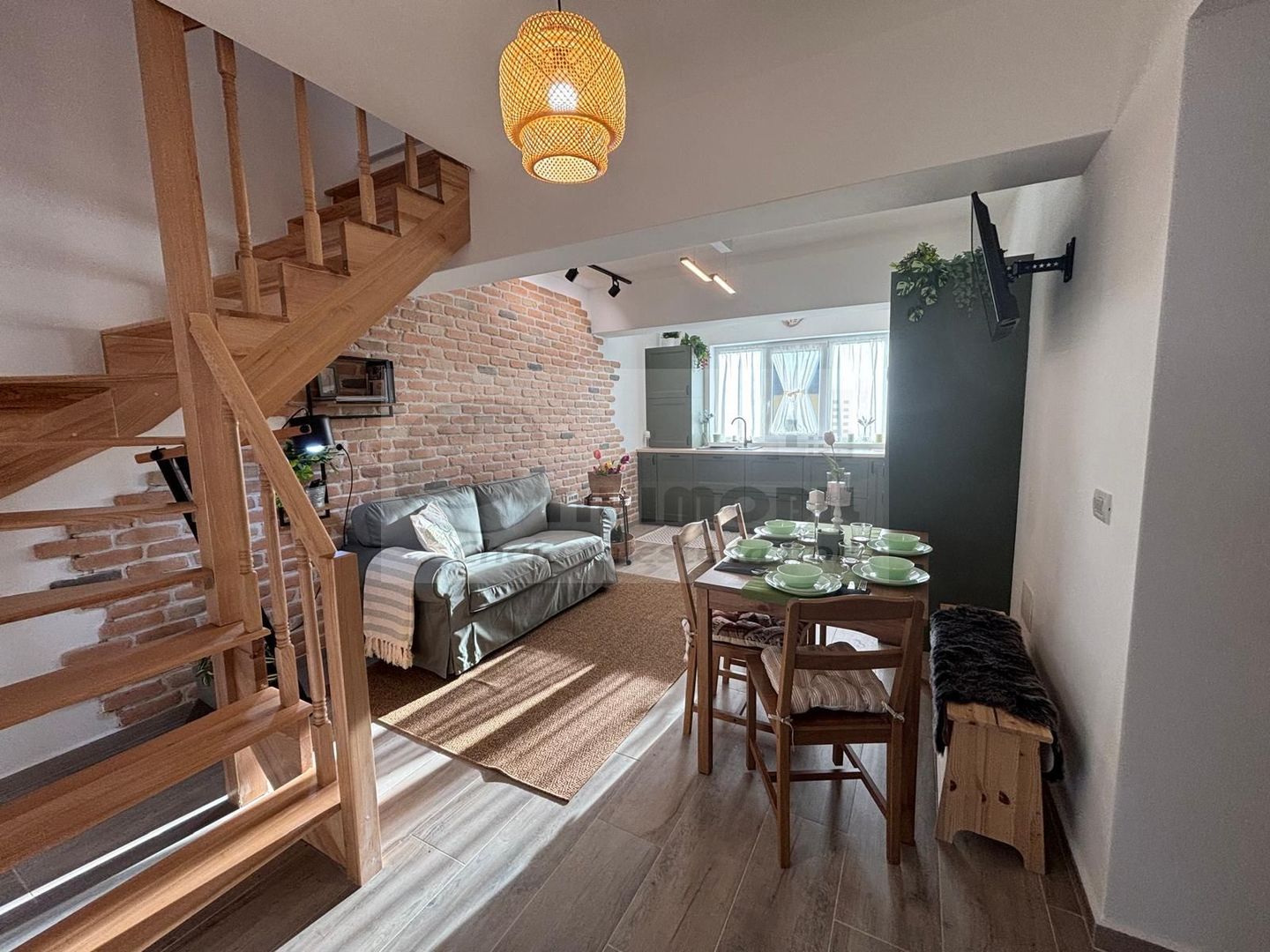 Apartament 4 camere, LUX, Capat CUG- 650 EURO - Poză 11