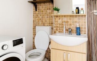 Girocului | 3 camere | Decomandat | Balcon | 2 băi | Centrală proprie - Poză 12