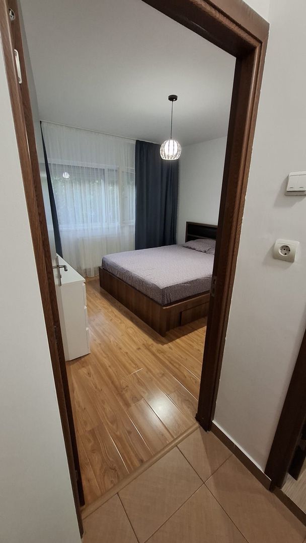 AP. 2 CAMERE- APARATORI, CENTRALA, MASINA DE SPALAT VASE, METROU - Poză 5