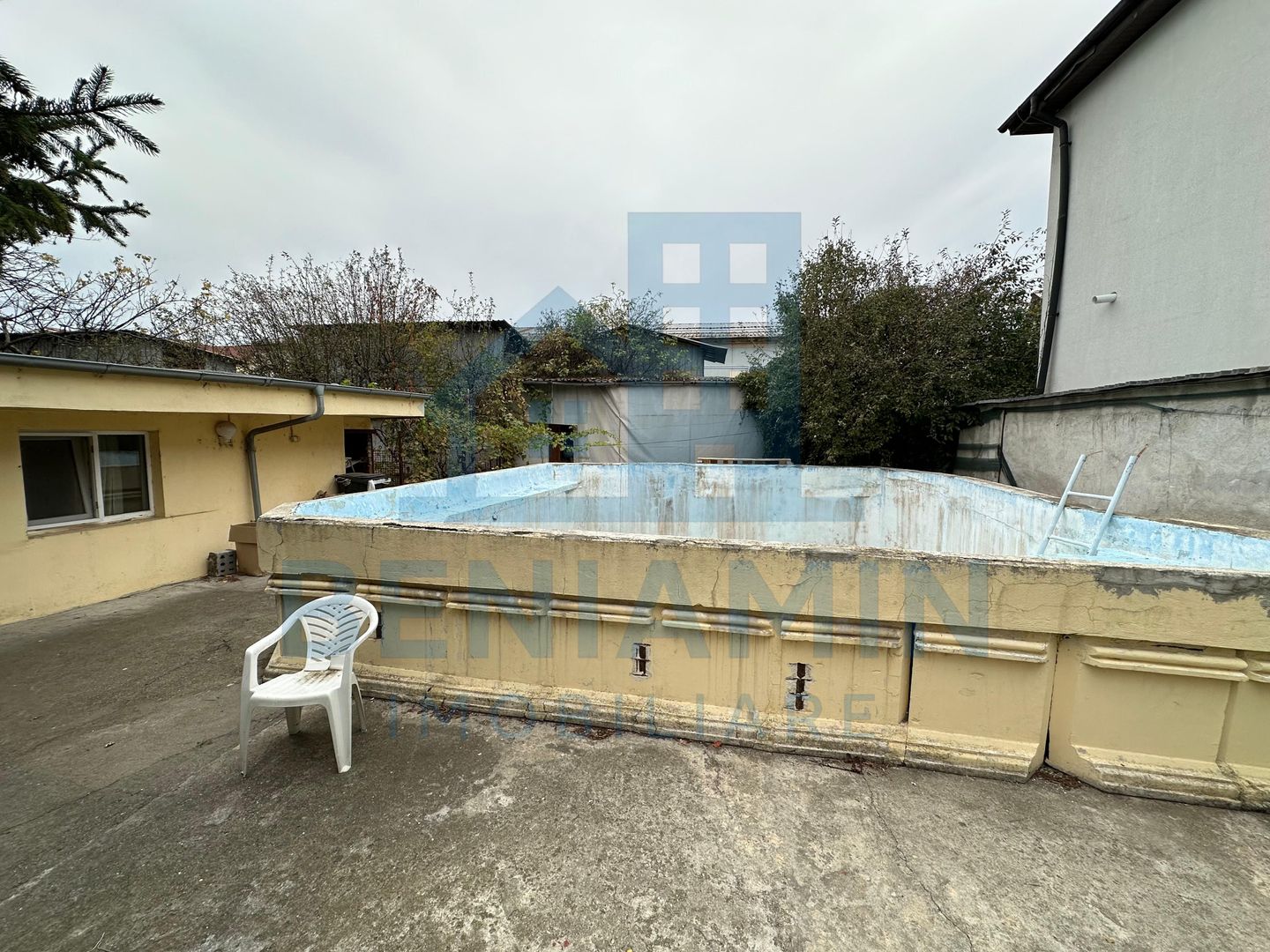 Casa P+M Ciuperca 615mp teren piscina deschidere 20ml disponibila - Poză 2