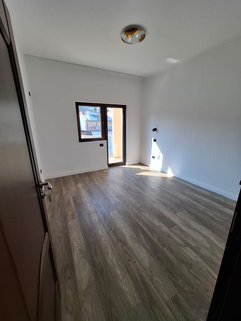 Vila deosebita Constructie noua 13 Septembrie - Poză 8