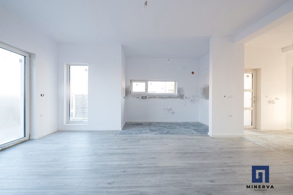 Duplex cu 4 camere si teren generos de 352 mp – Mosnita Noua - Poză 27