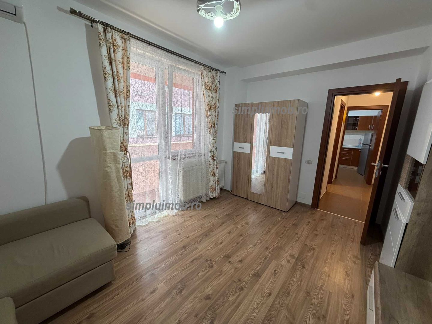 Garsoniera Decomandata Bloc Nou Centrala Proprie - Poză 3
