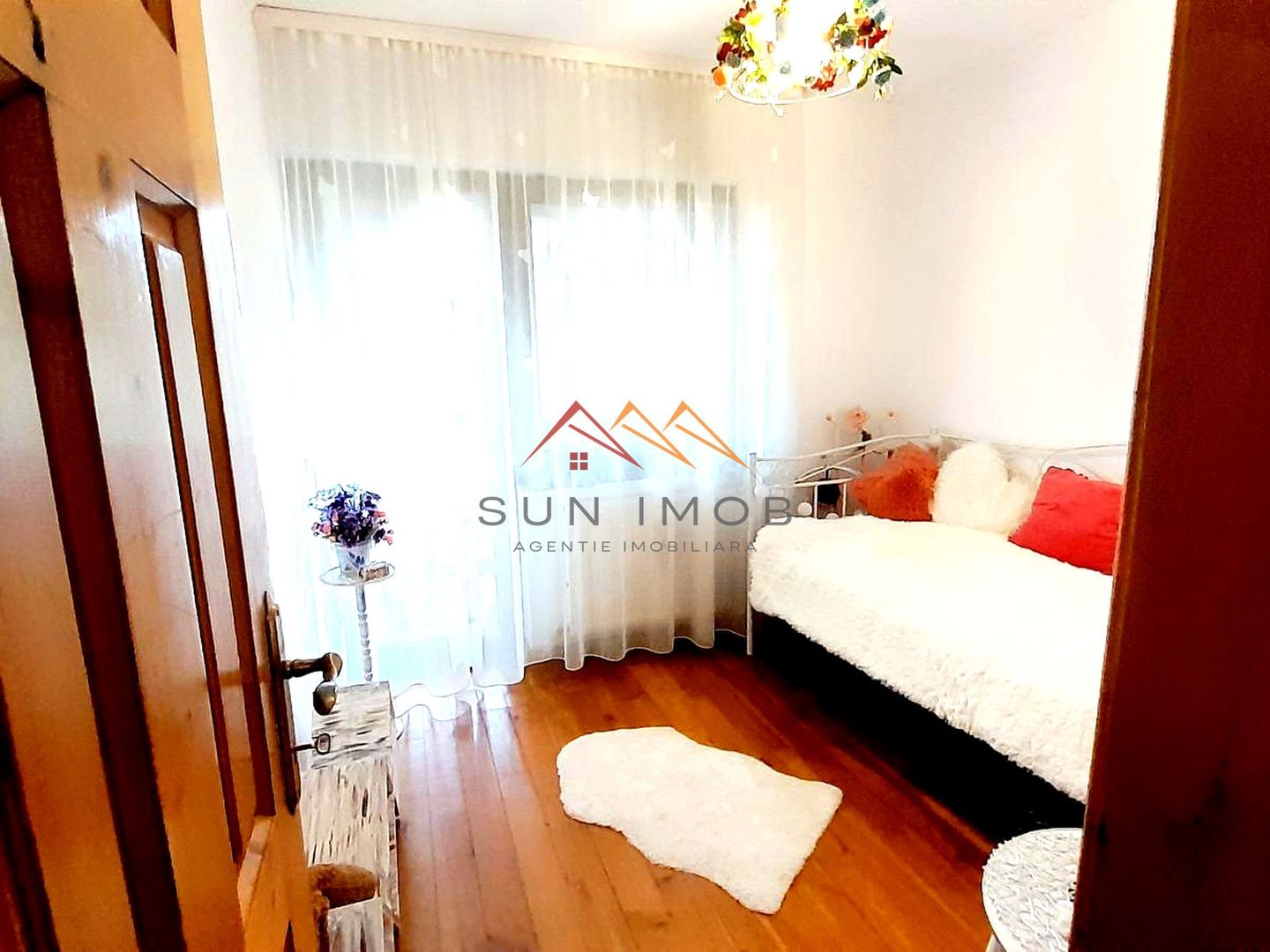 Casa 5 camere, D+P+M, ultracentral, zona deosebita, Campina, Prahova - Poză 14