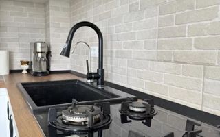 Bloc Nou , ap 3 camere , 2 bai , etaj 4/7 , Copou. - Poză 2