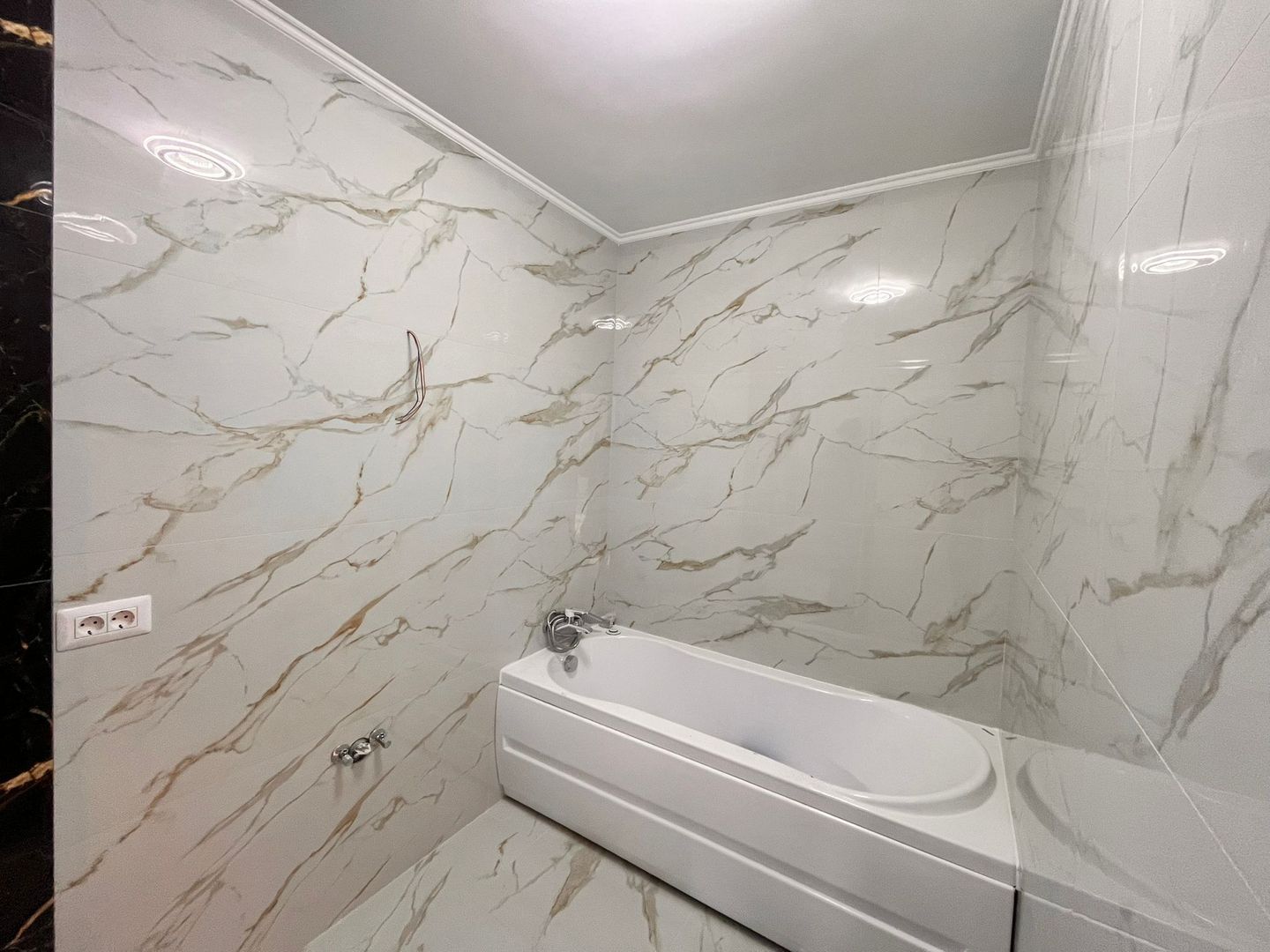 Apartamente/Garsoniere  32-45Mp I Lisaura/Suceava  I 1800-2000Euro/Mp - Poză 6