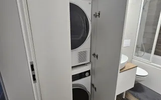 Apartament cu 3 camere, 2 bai si loc de parcare - Poză 14
