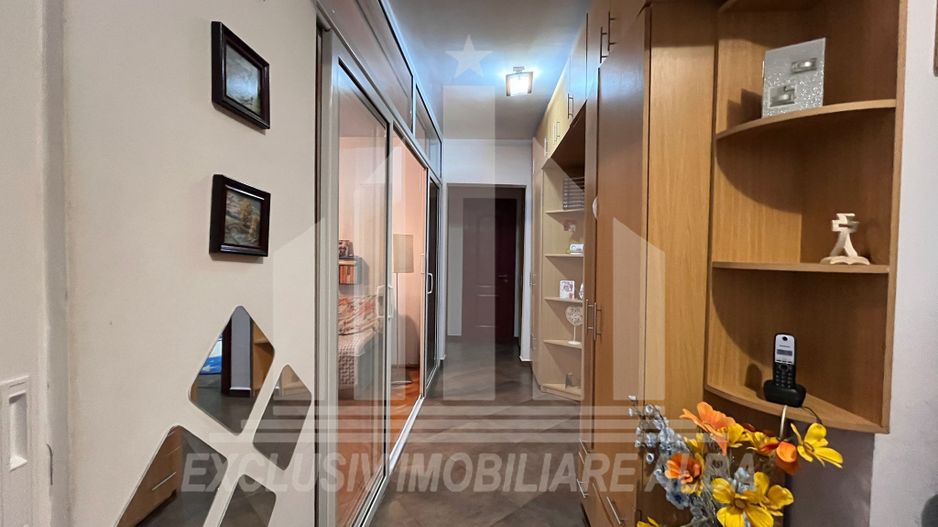 Apartament 4 camere decomandate | 82 mp | Etaj intermediar | Cetate - Poză 4