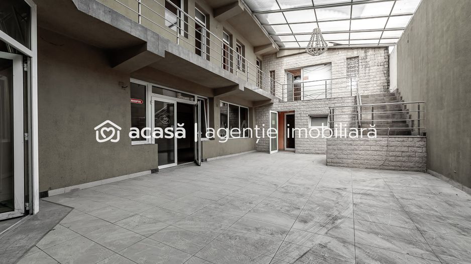 Spațiu generos în centrul Aradului. Ideal pentru birouri sau cabinete - Poză 6
