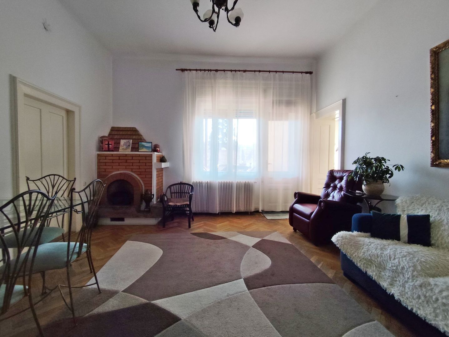 Casa cu 4 camere de vanzare in zona centrala – Louis Pasteur, Oradea - Poză 2