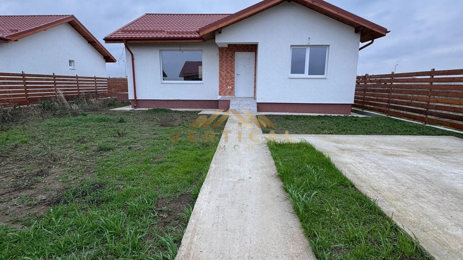 Casa 3 Camere la intrare in comuna Berceni - Poză 1