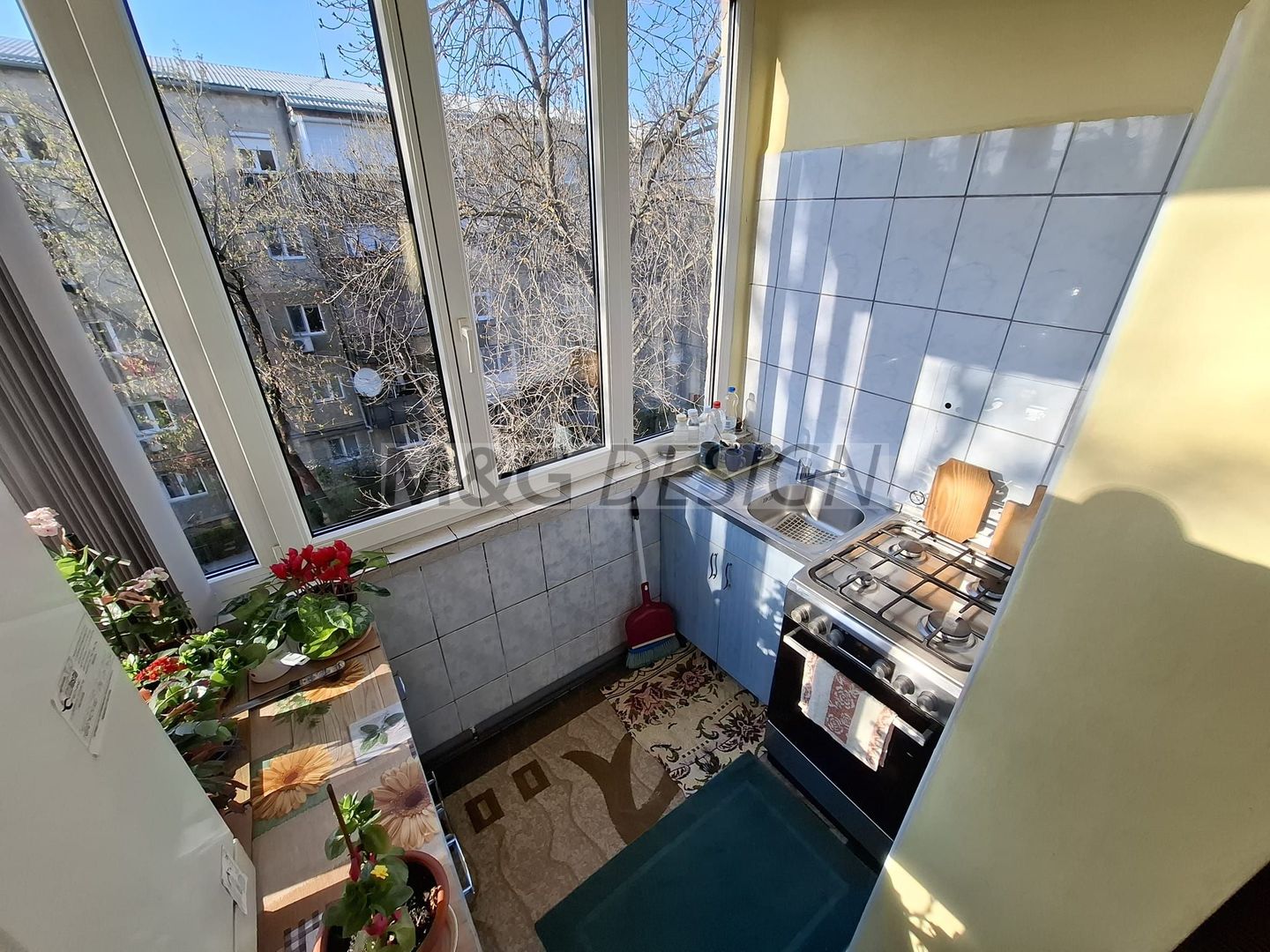 Aradului, 2 camere decomandate, et 3, centrala proprie - Poză 4