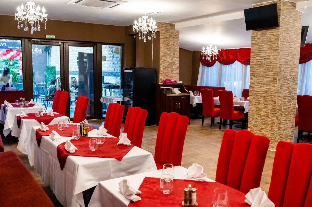 Spatiu pentru restaurant - intr-o cladire Apart-Hotel - Central + Parcare - Poză 2