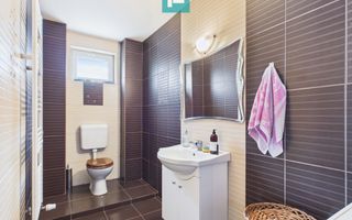 Vilă elegantă cu etaj în Zădăreni - Poză 12