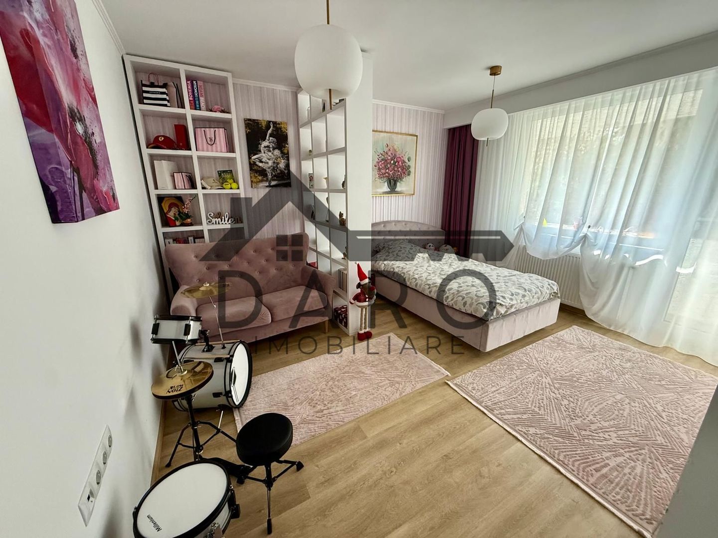 Apartament cu 2 camere in strada Moldovei. - Poză 2