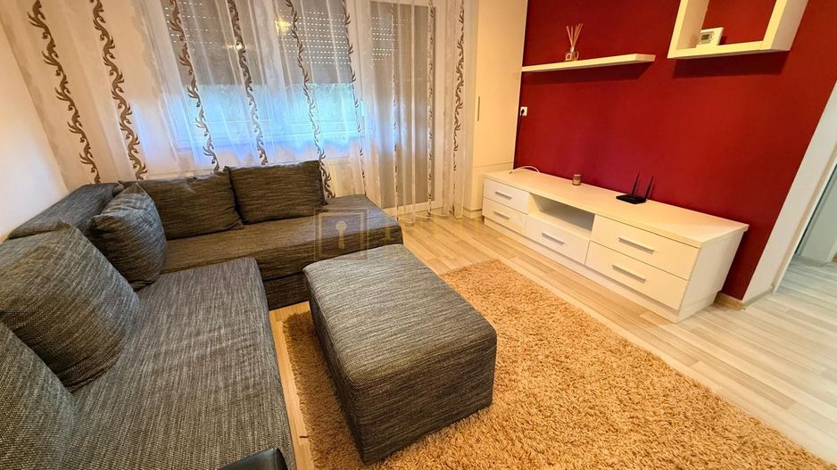 2 camere, Braytim, loc de parcare interioara cu poarta, gradina 10 mp, terasa - Poză 1