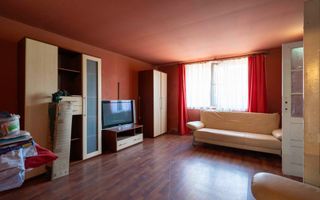 Casa cu 5 camere si 350 mp de teren in spate la parcul Salca - Poză 4