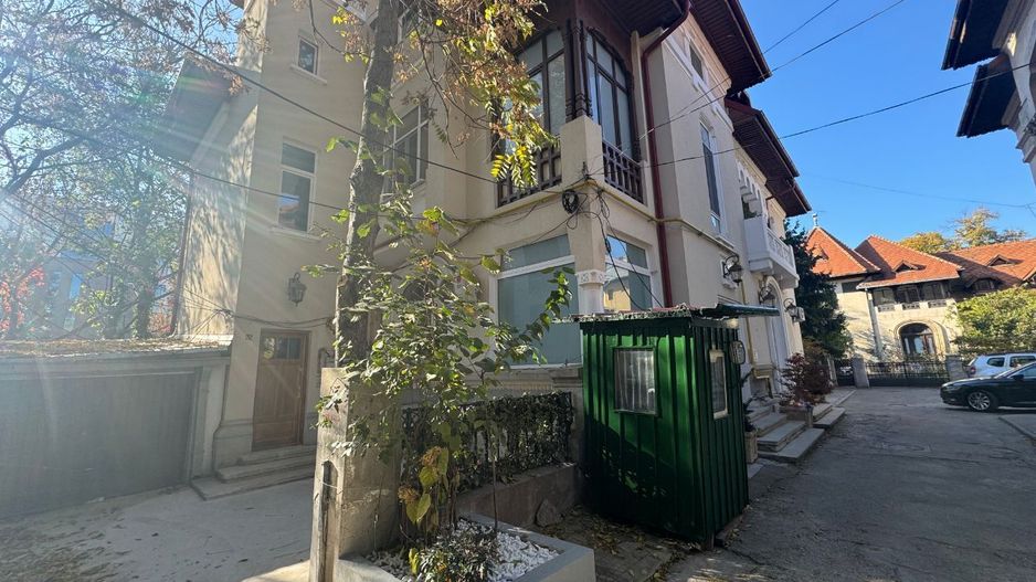 Proprietar vand apartament 5 camere Dorobanti lux - Poză 2