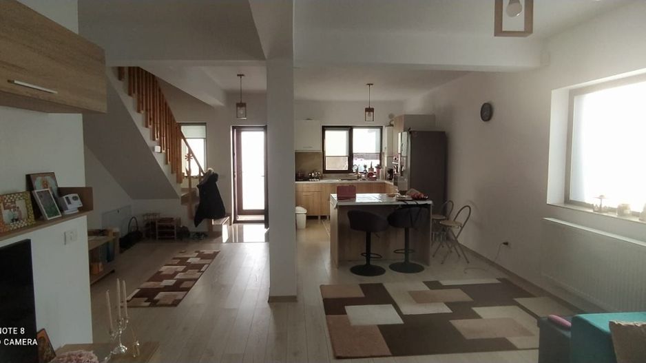 casa Comuna Berceni - Poză 15