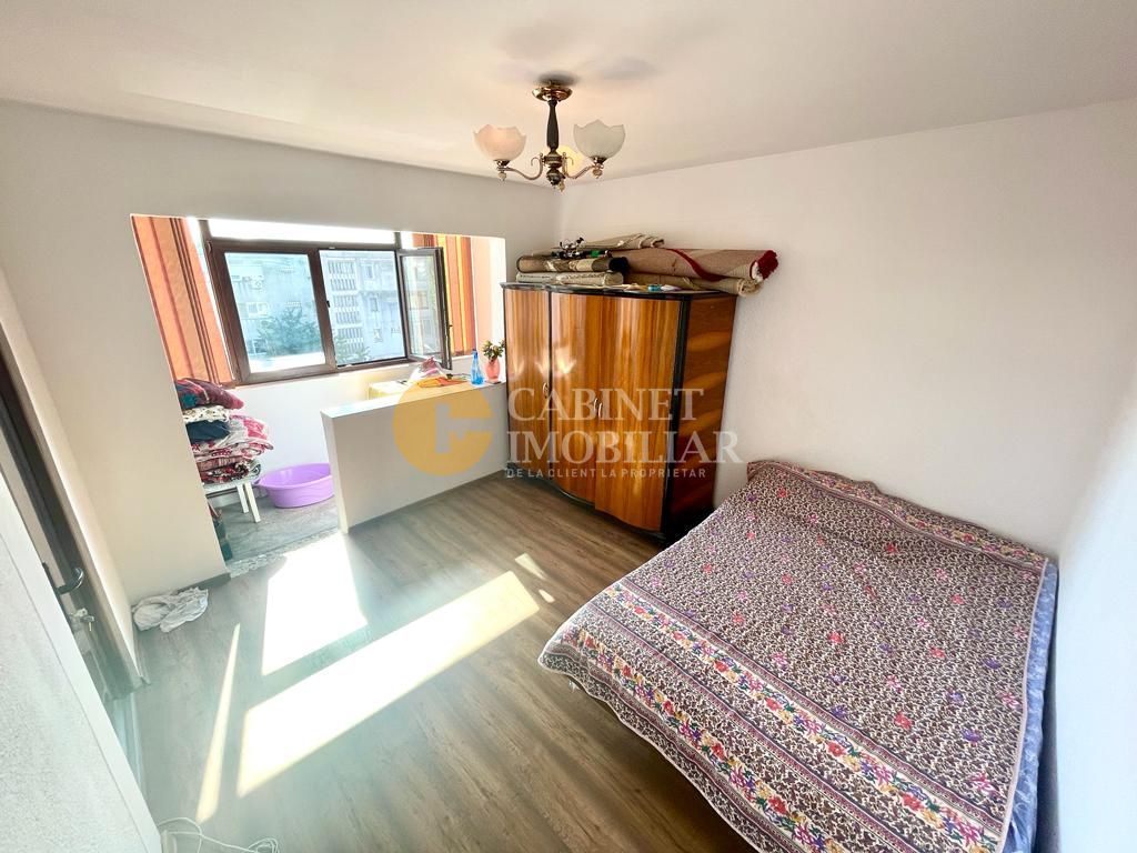 Apartament cu 2 camere - Bloc Fara Risc - zona Podu Ros - Poză 3