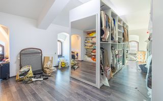 Vila cu piscina si garaj - 6 dormitoare - Pantelimon - Poză 25