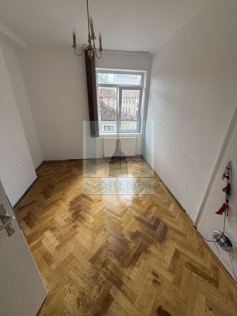 Apartament 4 camere, 94 mp utili-zona CentruI Istoric - Poză 13