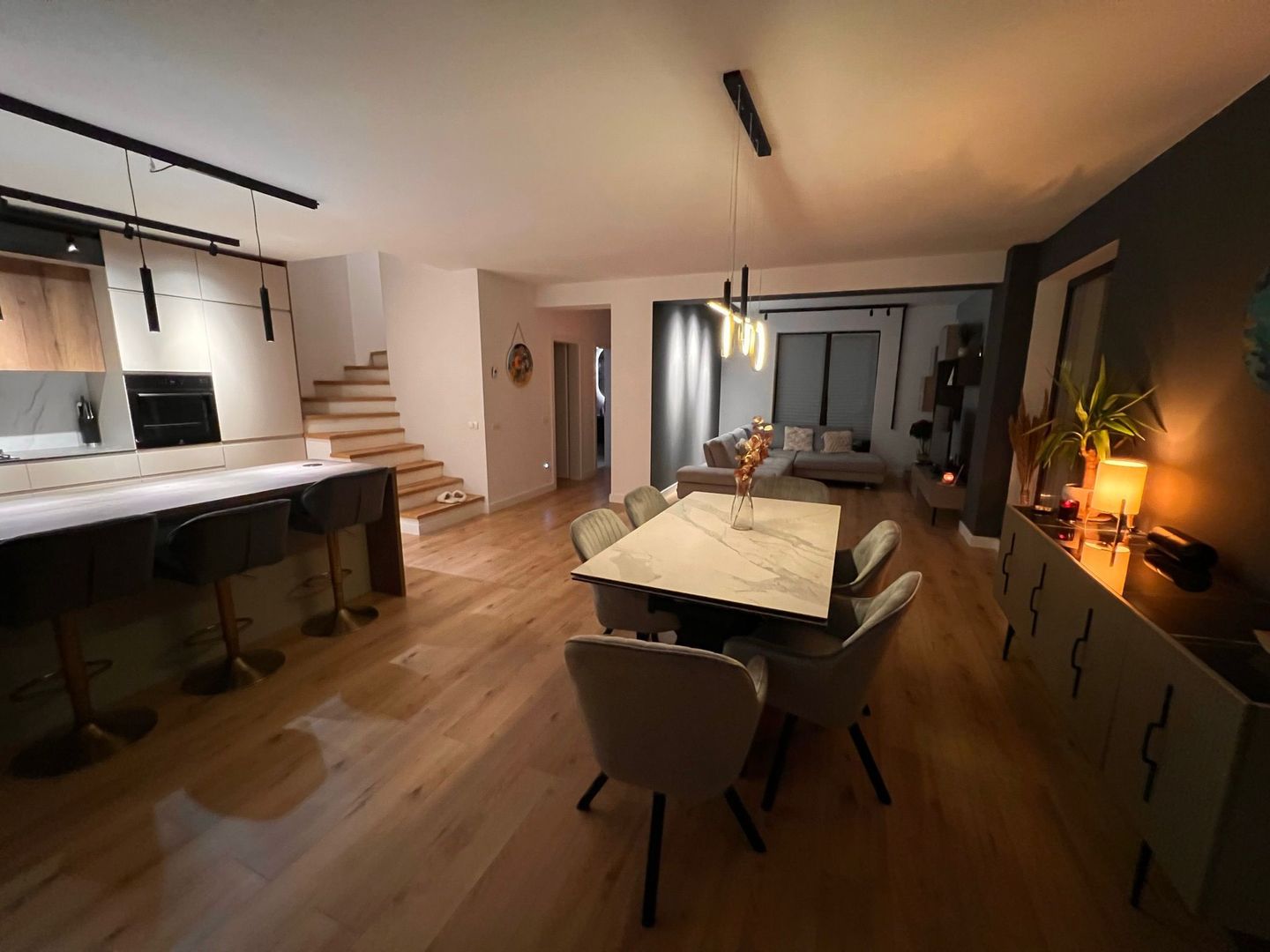 VILA 5 CAMERE | CORBEANCA | LANGA PADURE - Poză 1