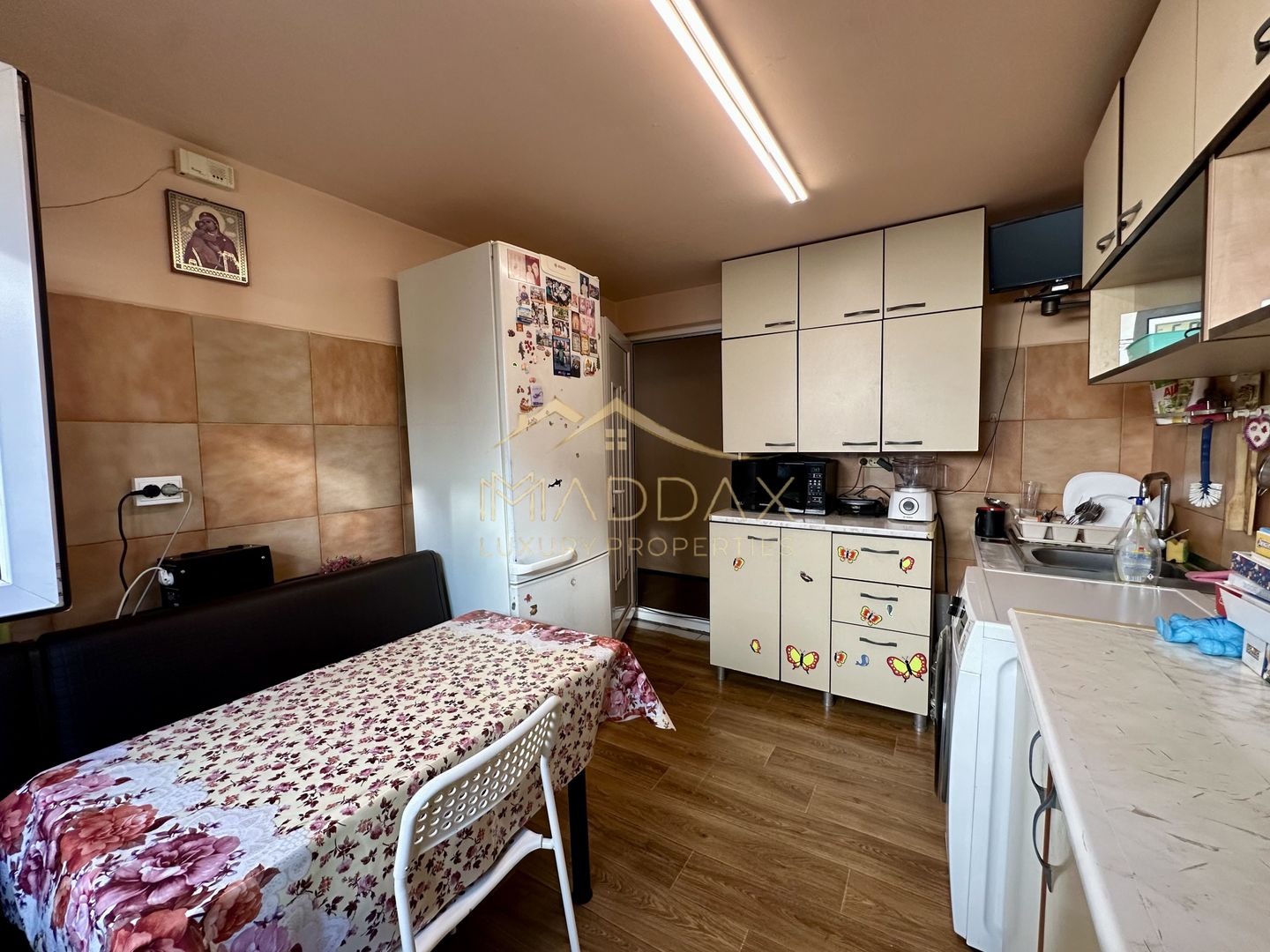 Casă de vânzare // Zona Parc Bazilescu // Bucureștii Noi - Poză 13