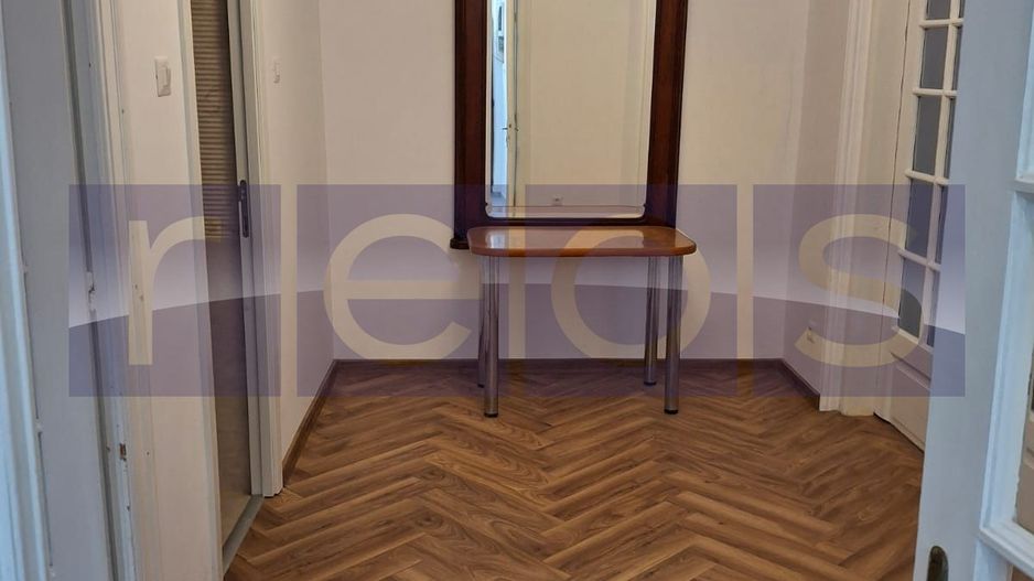 VANZARE APARTAMENT IN VILA | PARTER | CURTE 66MP | RENOVAT | POPA NAN - Poză 3
