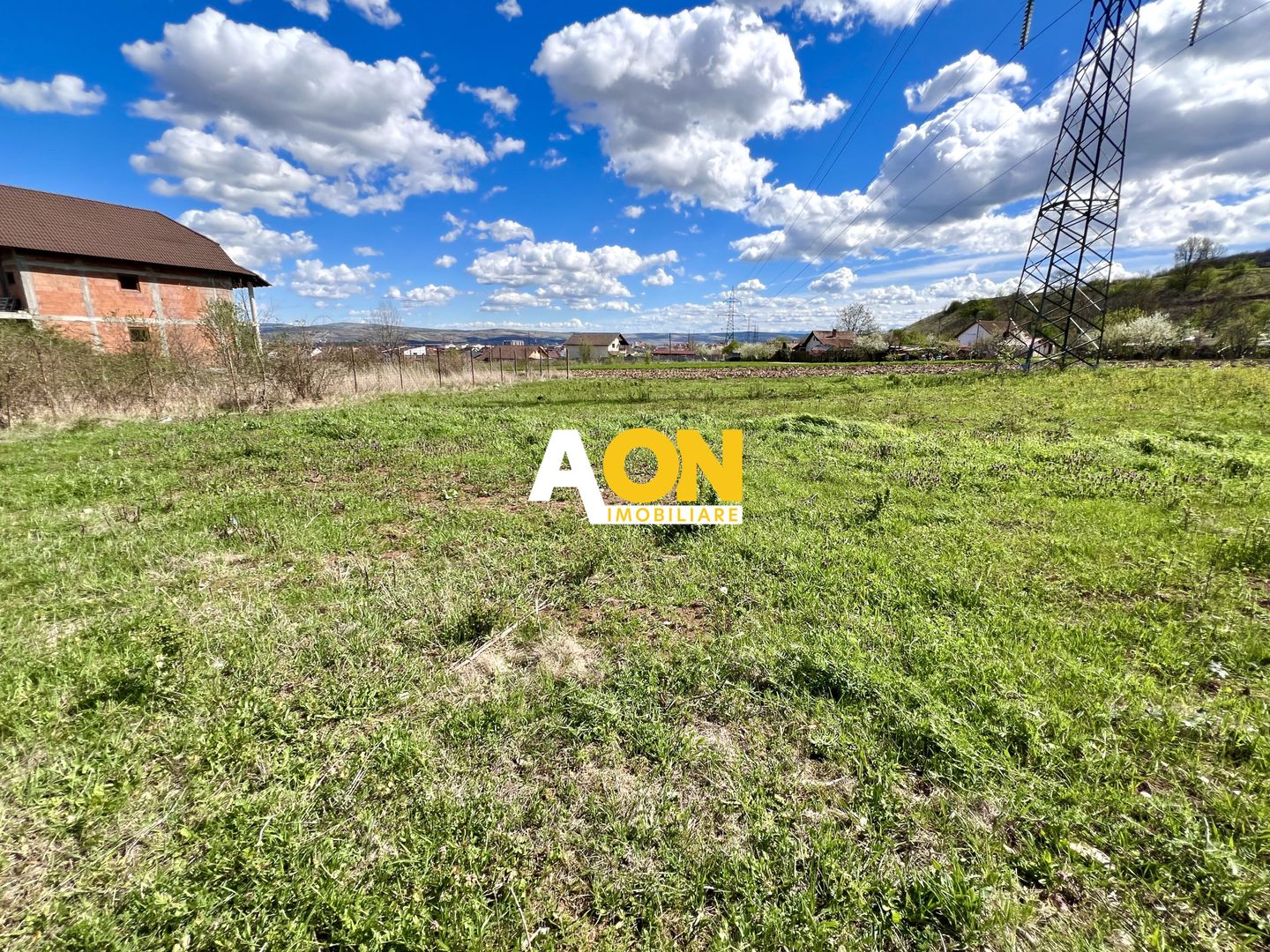 Teren de vanzare, 39ml deschidere, 1300mp teren, zona Micesti - Poză 1