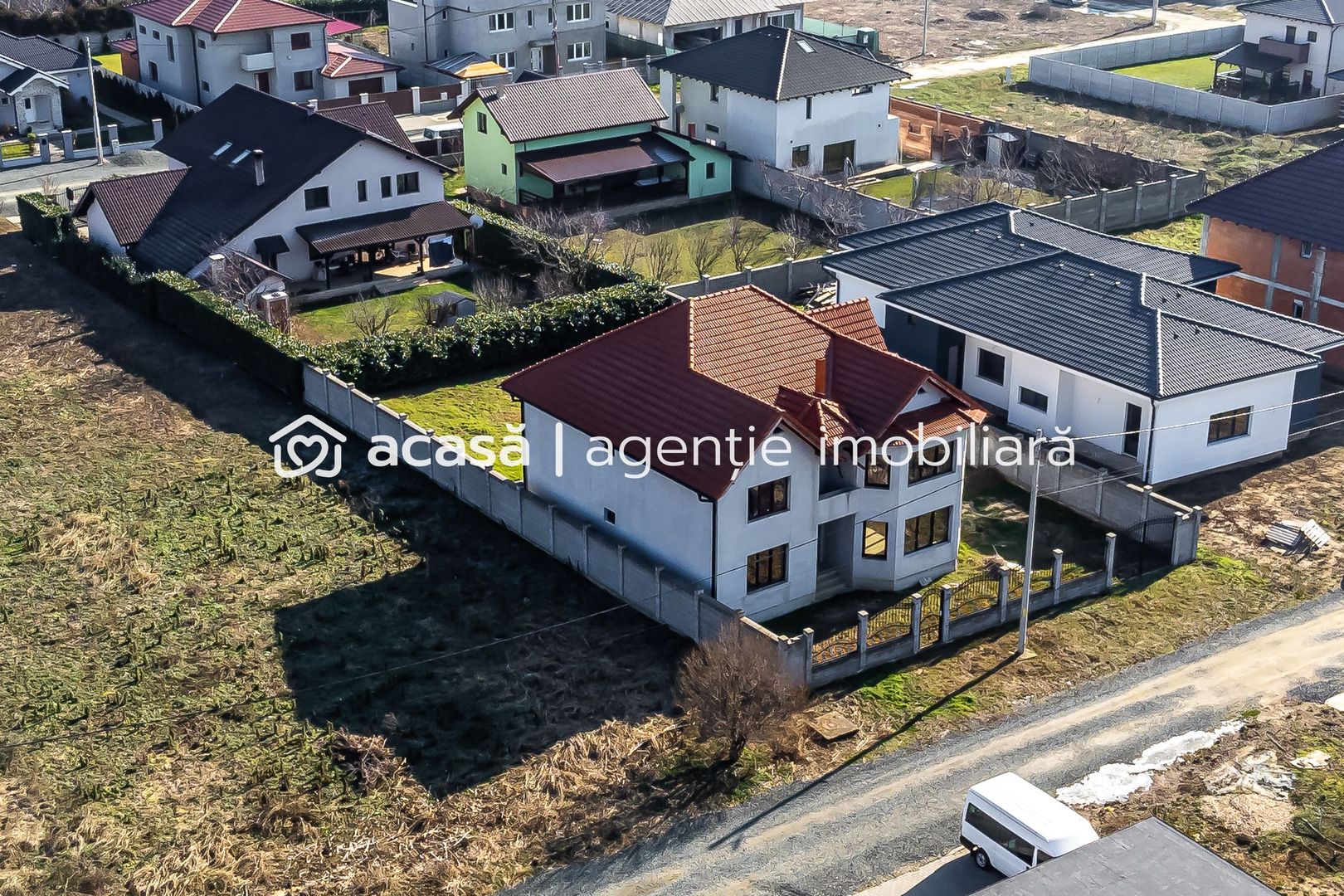 Preț competitiv - Vilă generoasă in cartierul Europa - Poză 11