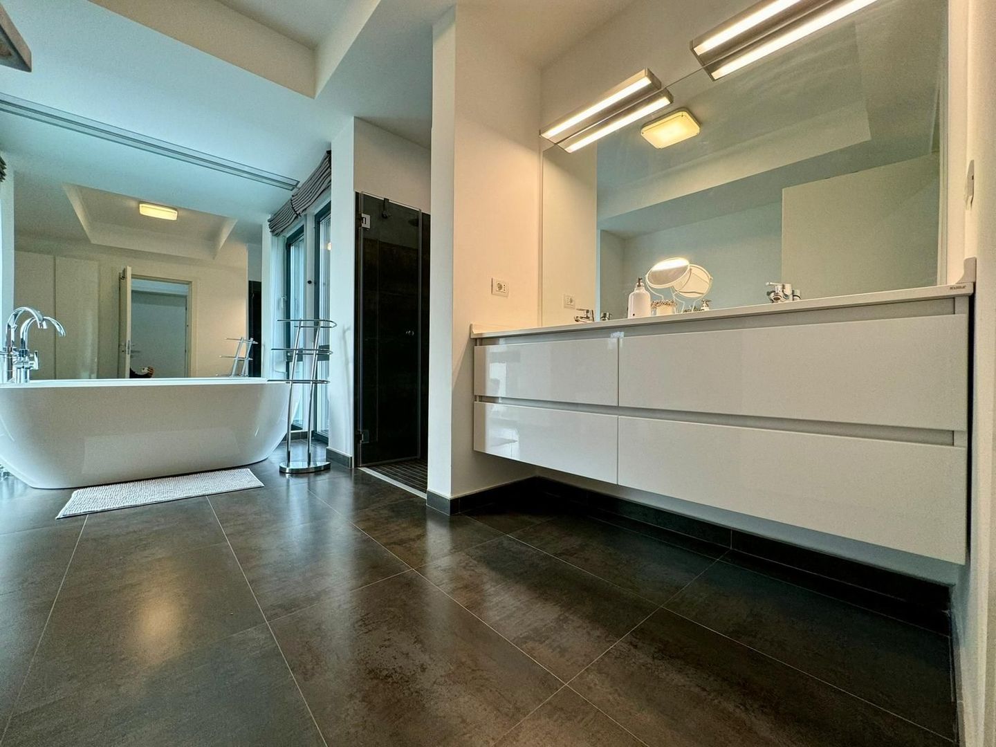 Vila complex privat Erou  Iancu Nicolae - Poză 31