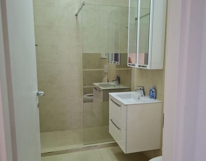 De inchiriat apartament 2 camere in zona fundeni - Poză 3